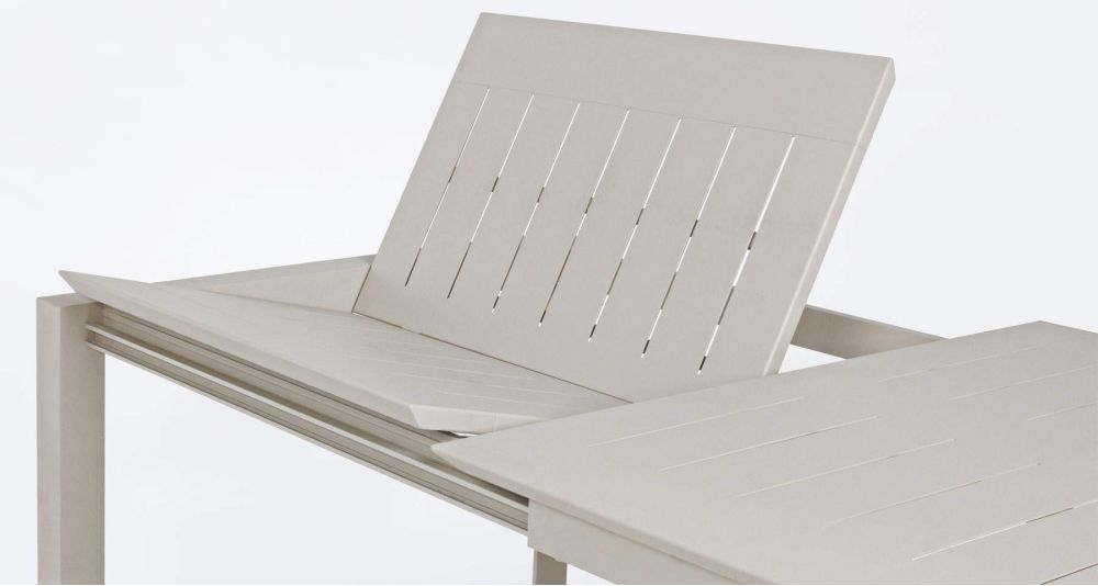 Table de jardin extensible jusqu'à 14 places Konnor
