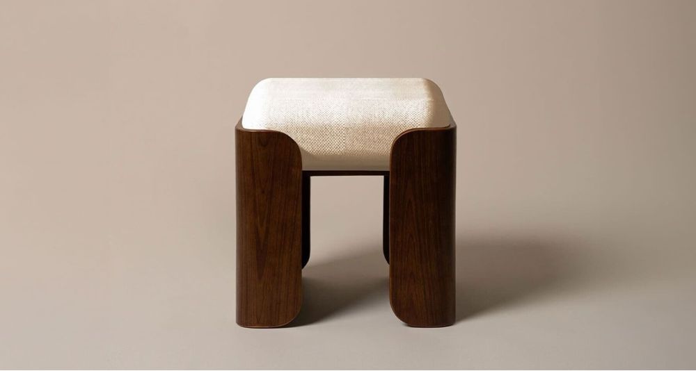Tabouret bas carré en bois Jodie