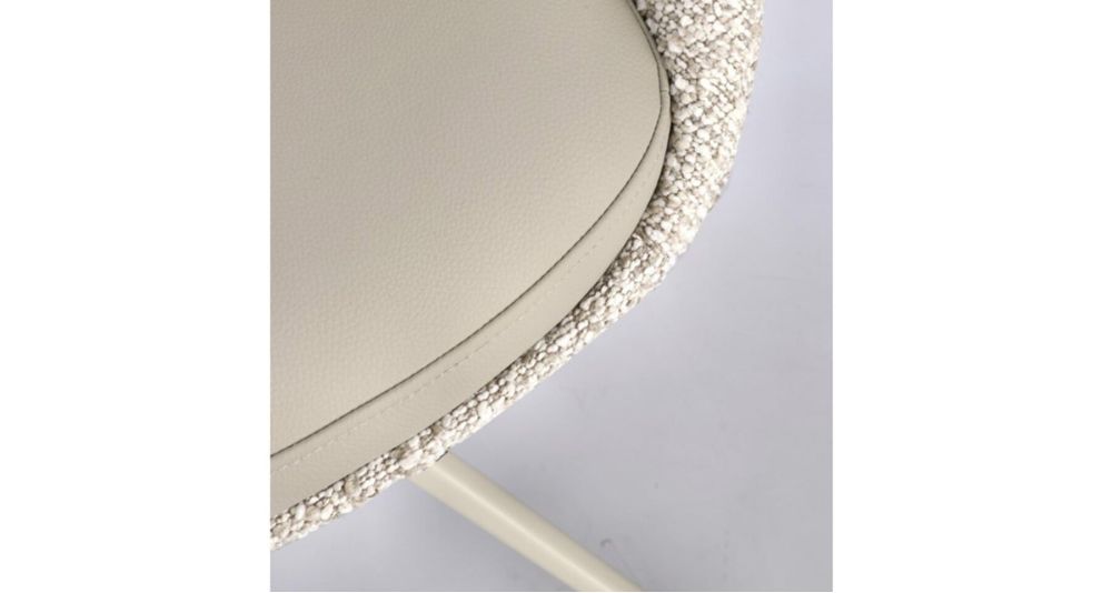 Chaises pivotantes simili cuir Averik