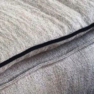 Passepoil contrasté (nous préciser le tissu)