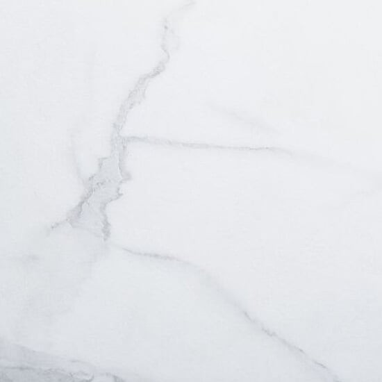 Blanc statuaire veiné (N44)